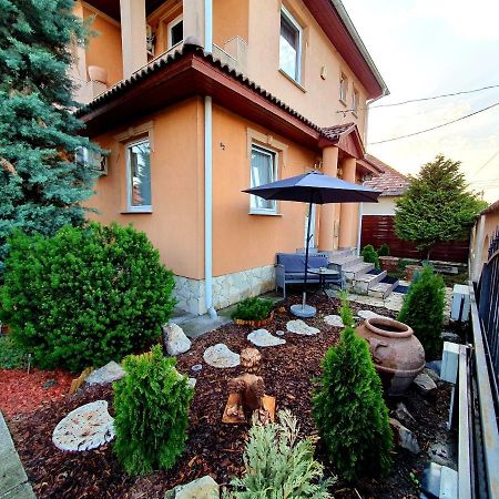 Airport Luxury Apartman 42 Vecsés Exterior foto